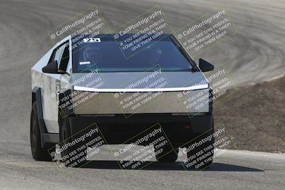 media/Mar-01-2025-Speed Ventures (Sat) [[3556983a2b]]/TC B/Session 2 (Phil Hill)/